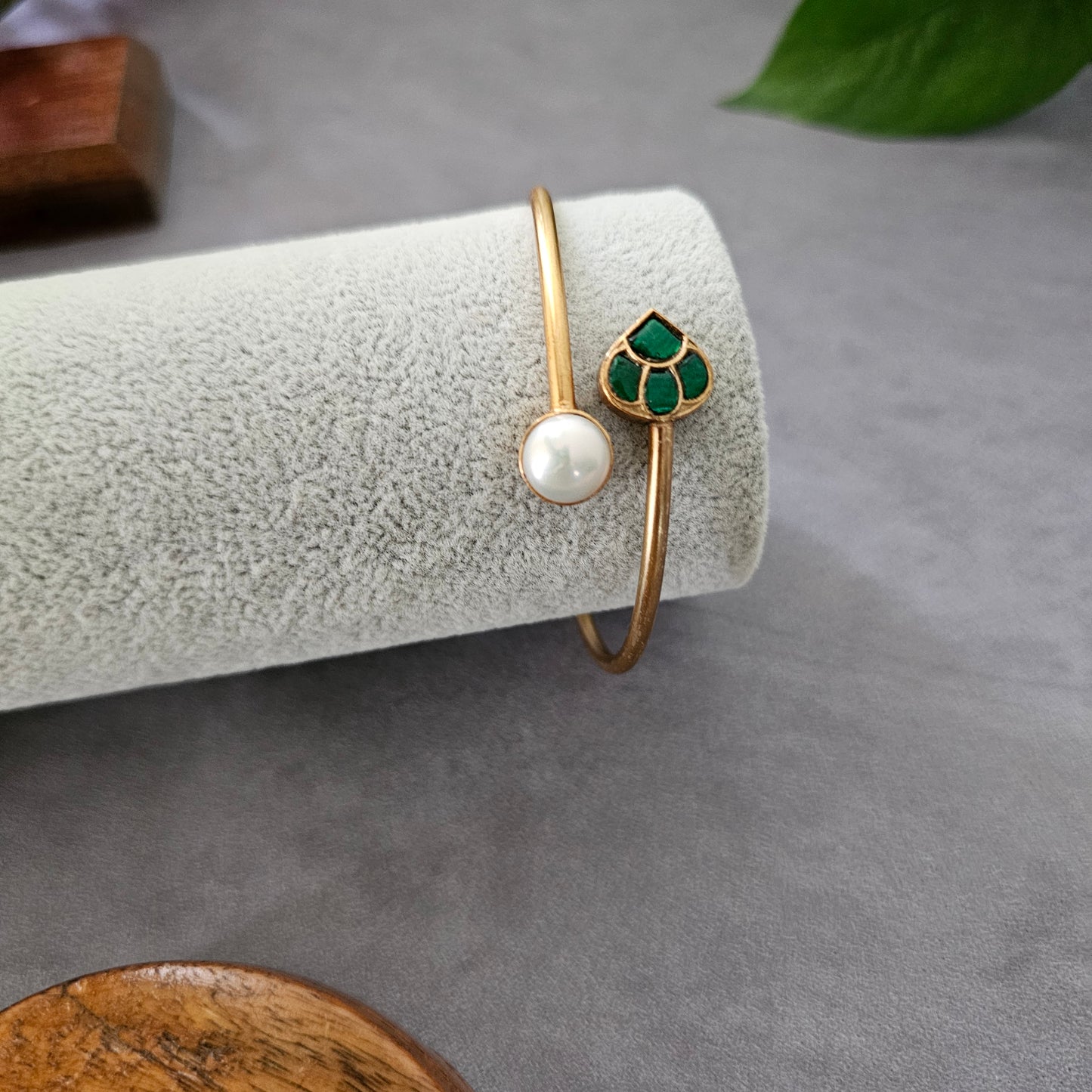 92.5 silver old polish Kundan cuff