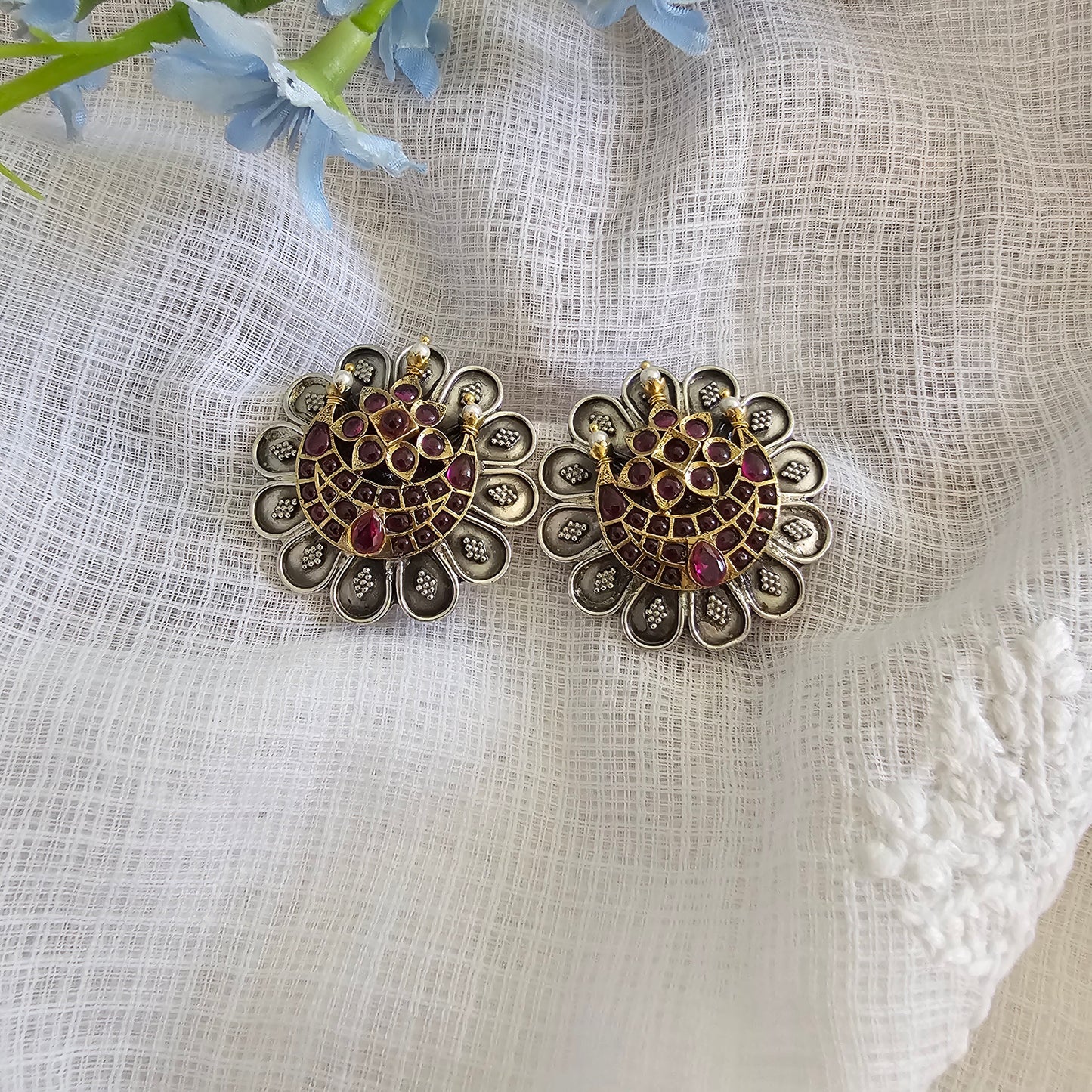 Silver 92.5 kundan two tone statement stud