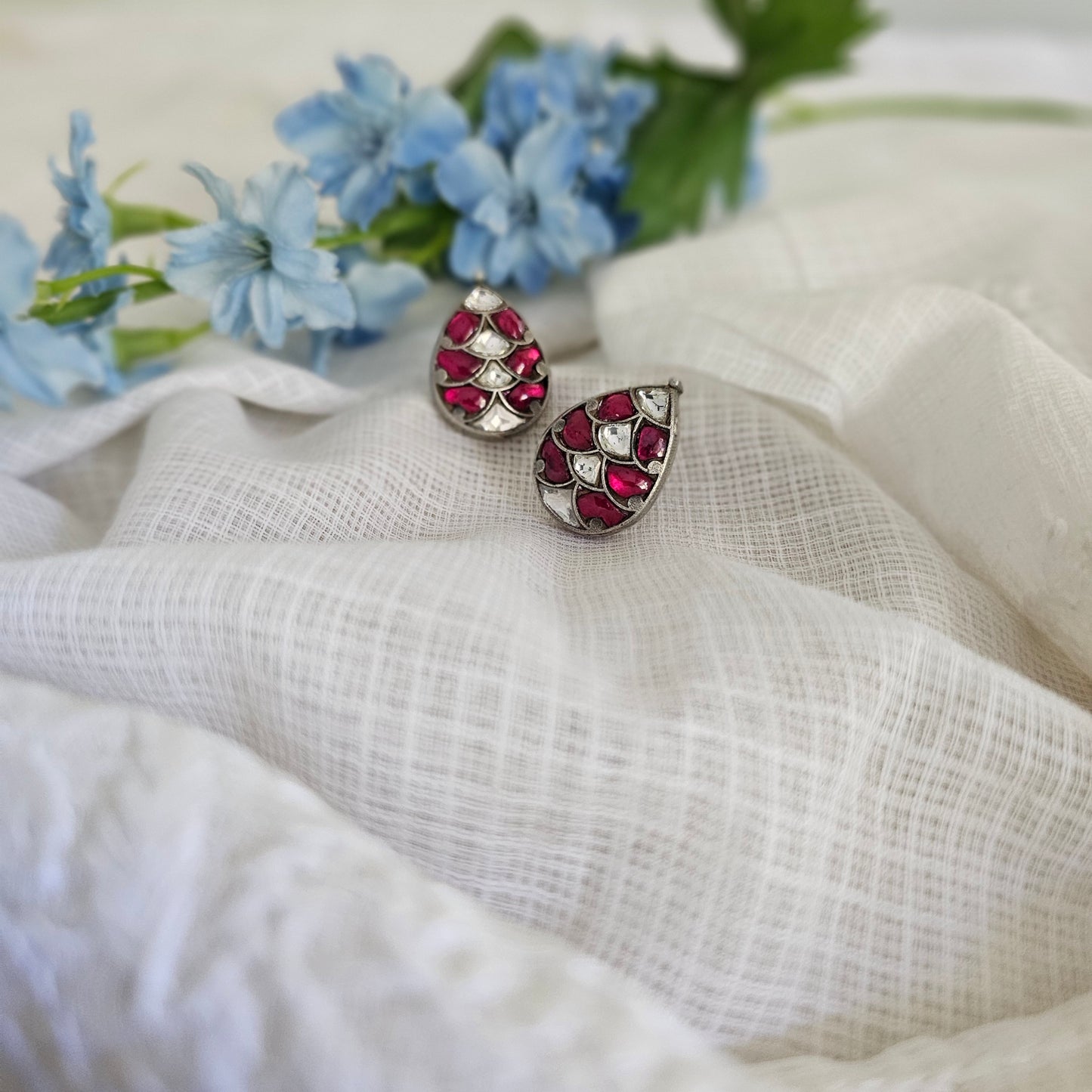 Silver 92.5 kundan moissanite studs