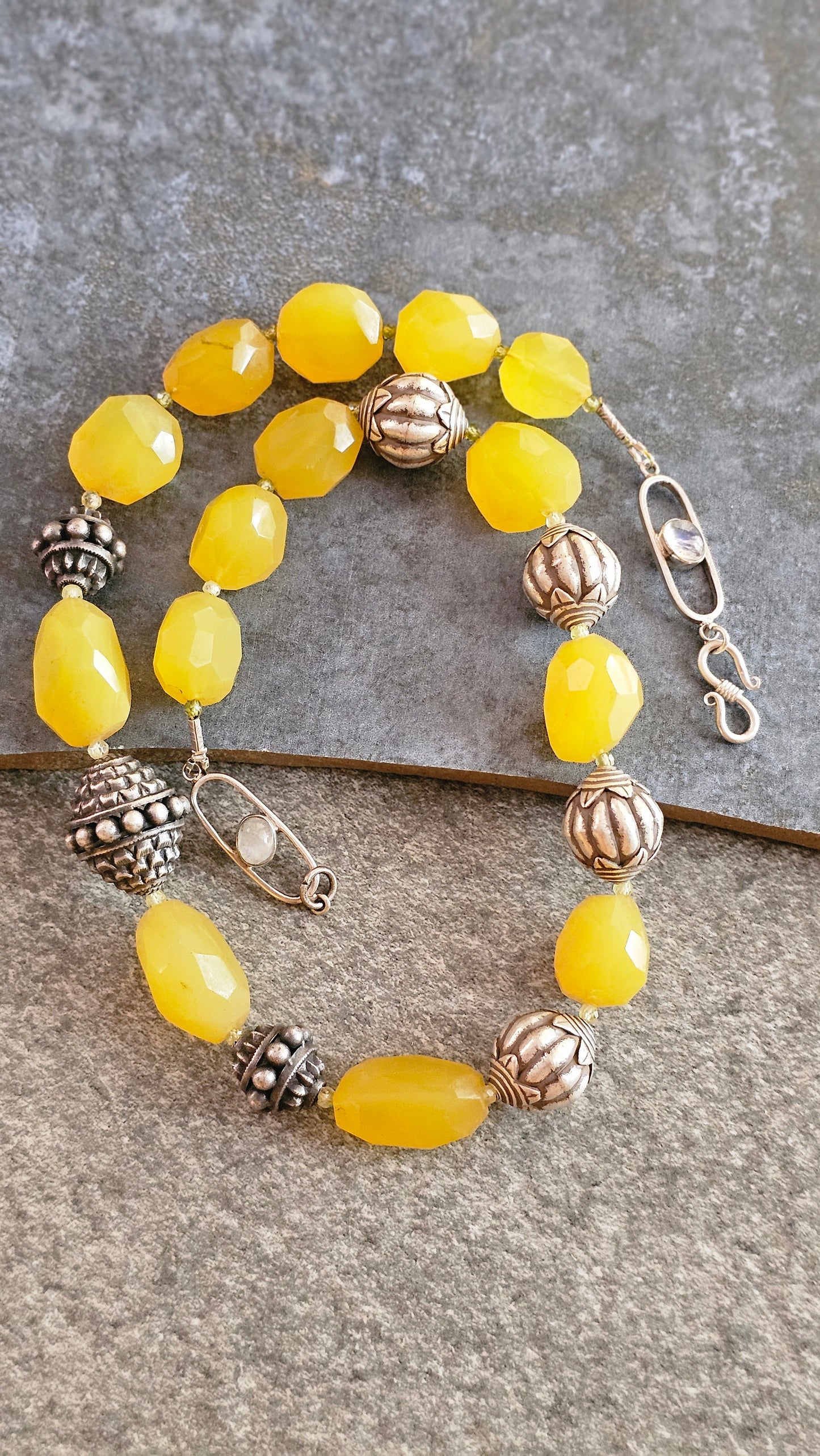 Yellow chalcedony and hill tribe silver necklace