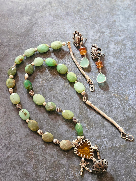 Chrysoprace gemstone necklace set