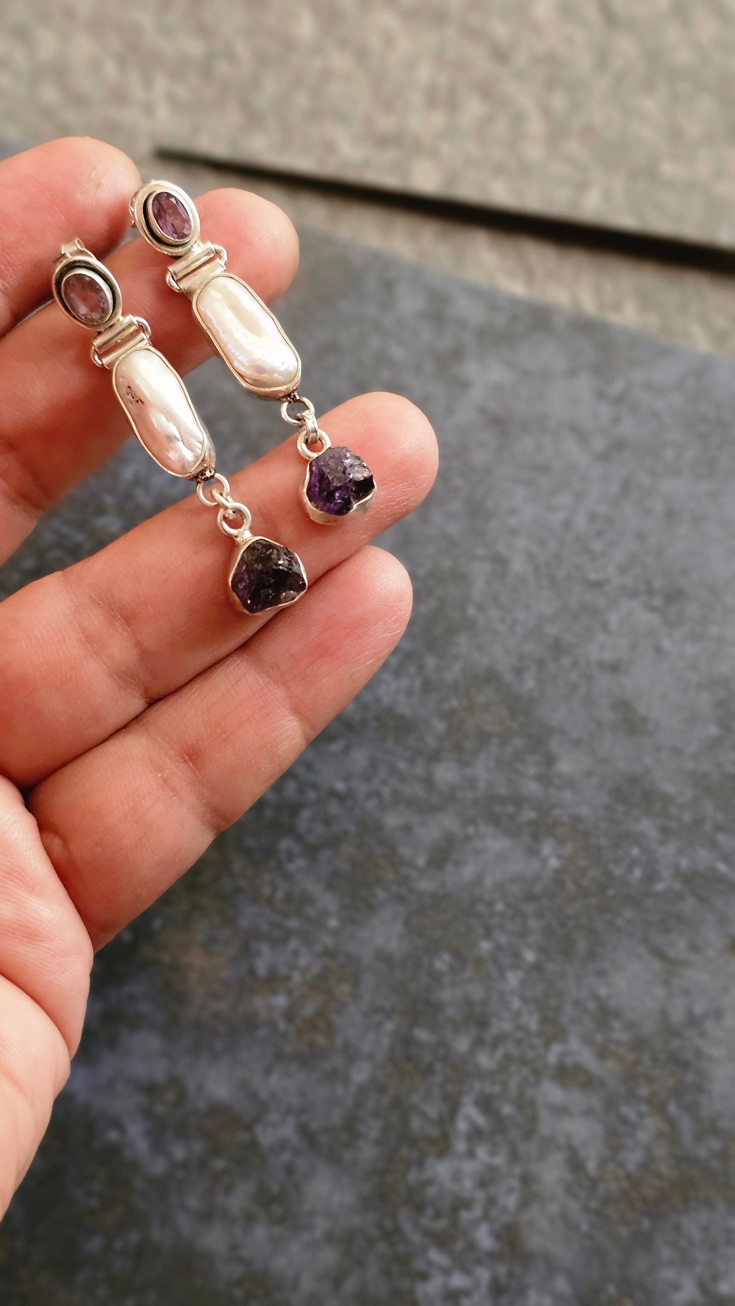 Luna – Amethyst & Biwa Pearl Drop Earrings