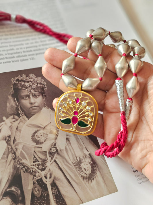 Veera -Silver dholki necklace with kundan inlay work on rose quartz | 92.5 Silver Short Necklace