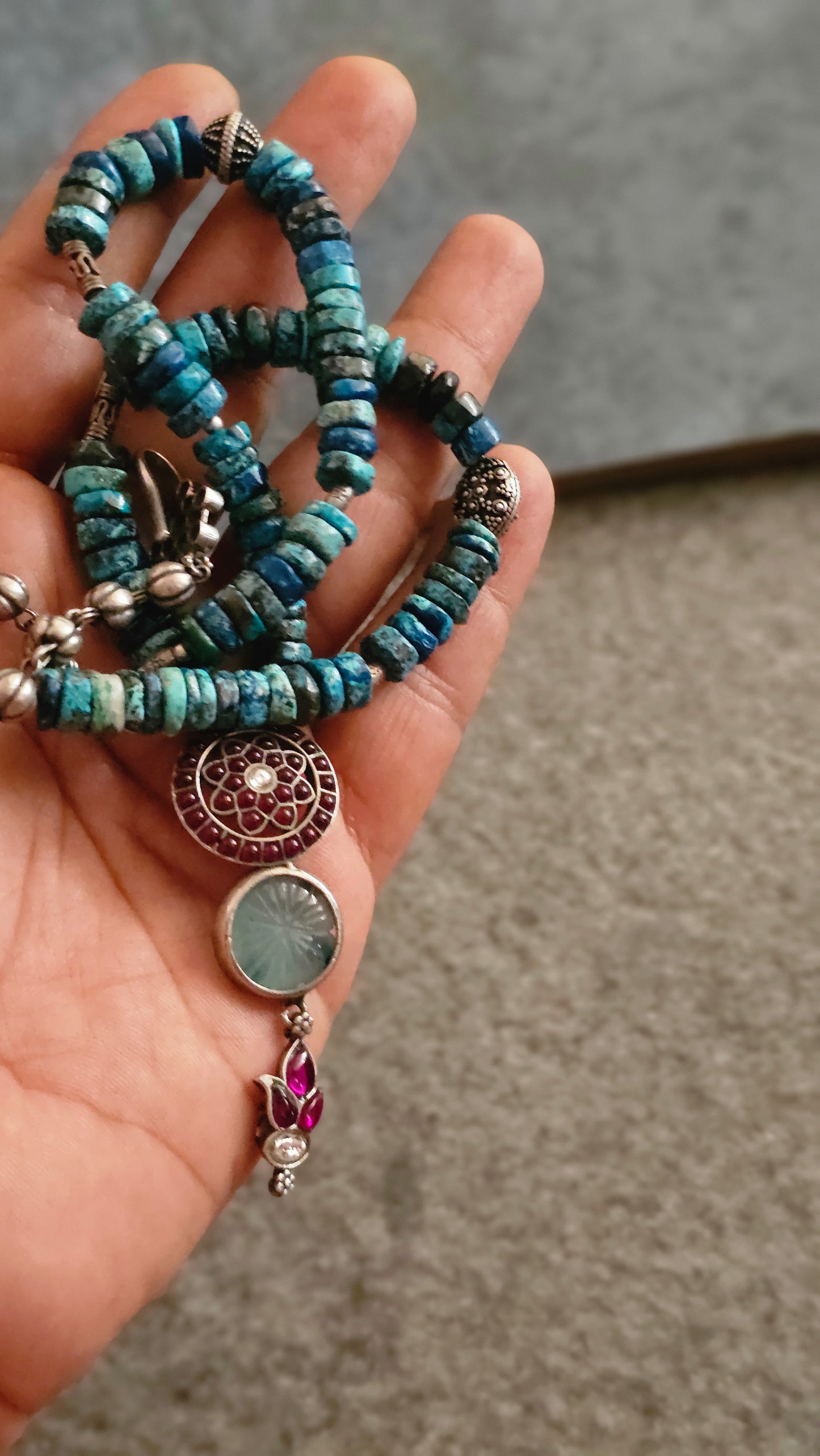 Azurite gemstone kempu pendant necklace