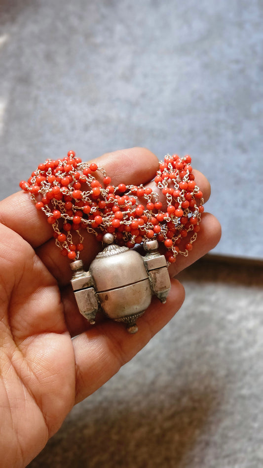 Heirloom Karadige Pendant – Ishta-Linga Holder in 92.5 Silver