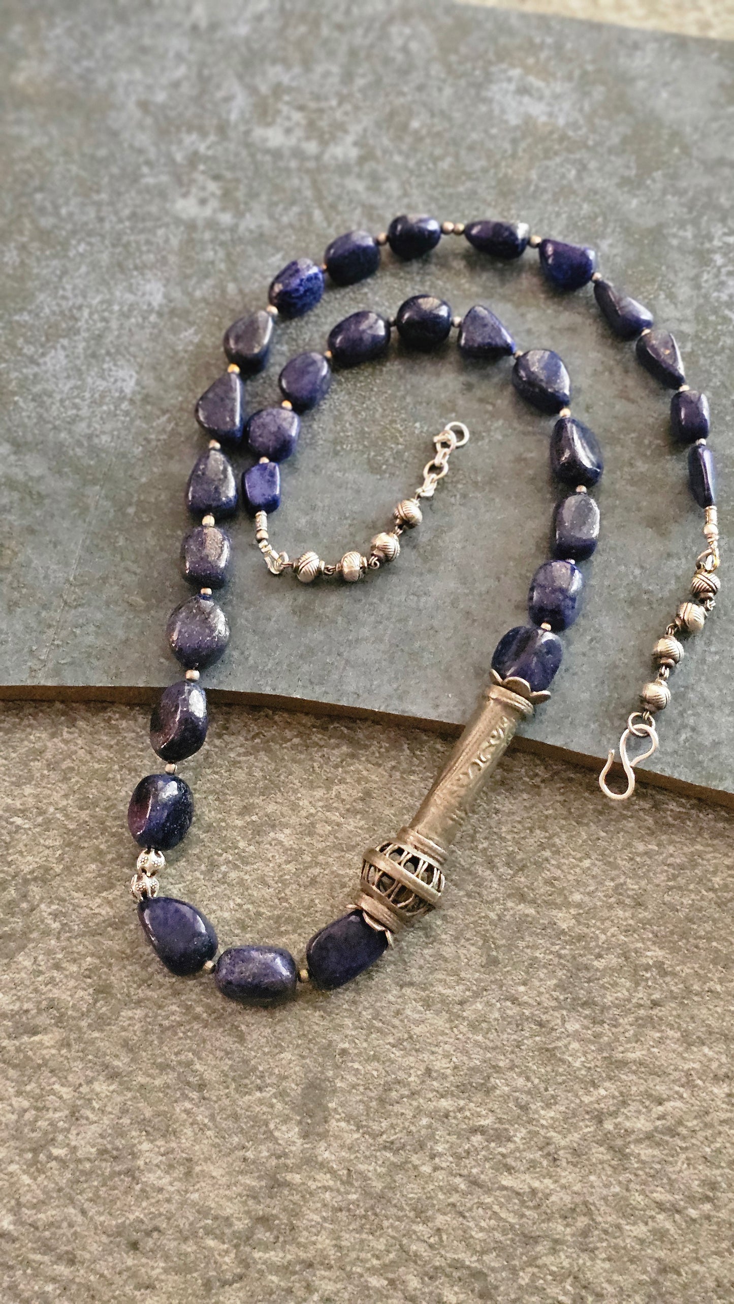 Lapis lazuli necklace with vintage elements