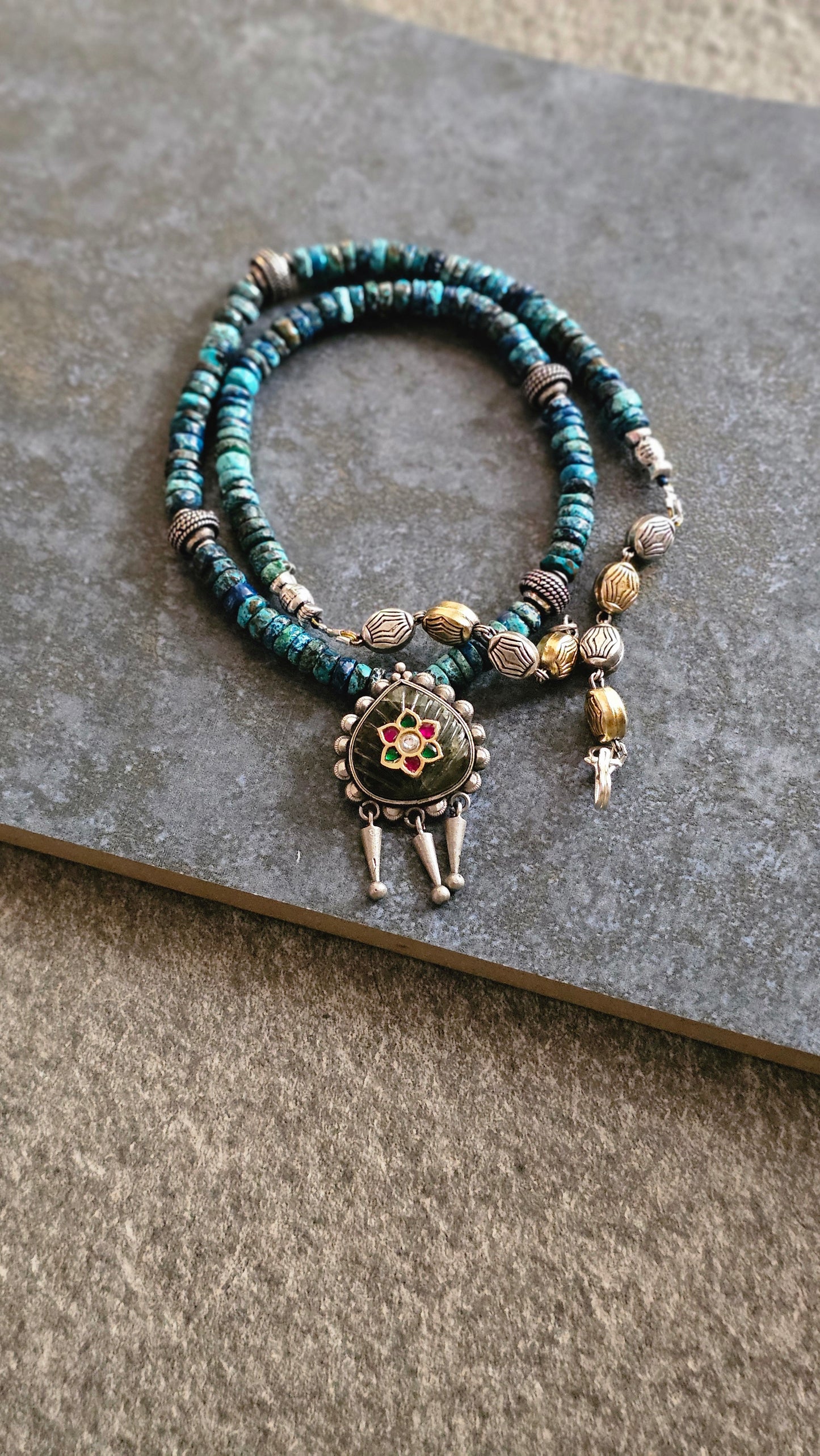 Neelkamal | Turquoise, Carved Labradorite & Kundan Necklace