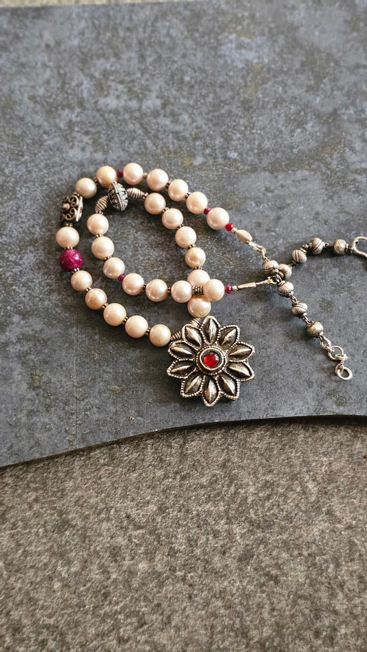 Fresh water pearls vintage pendant