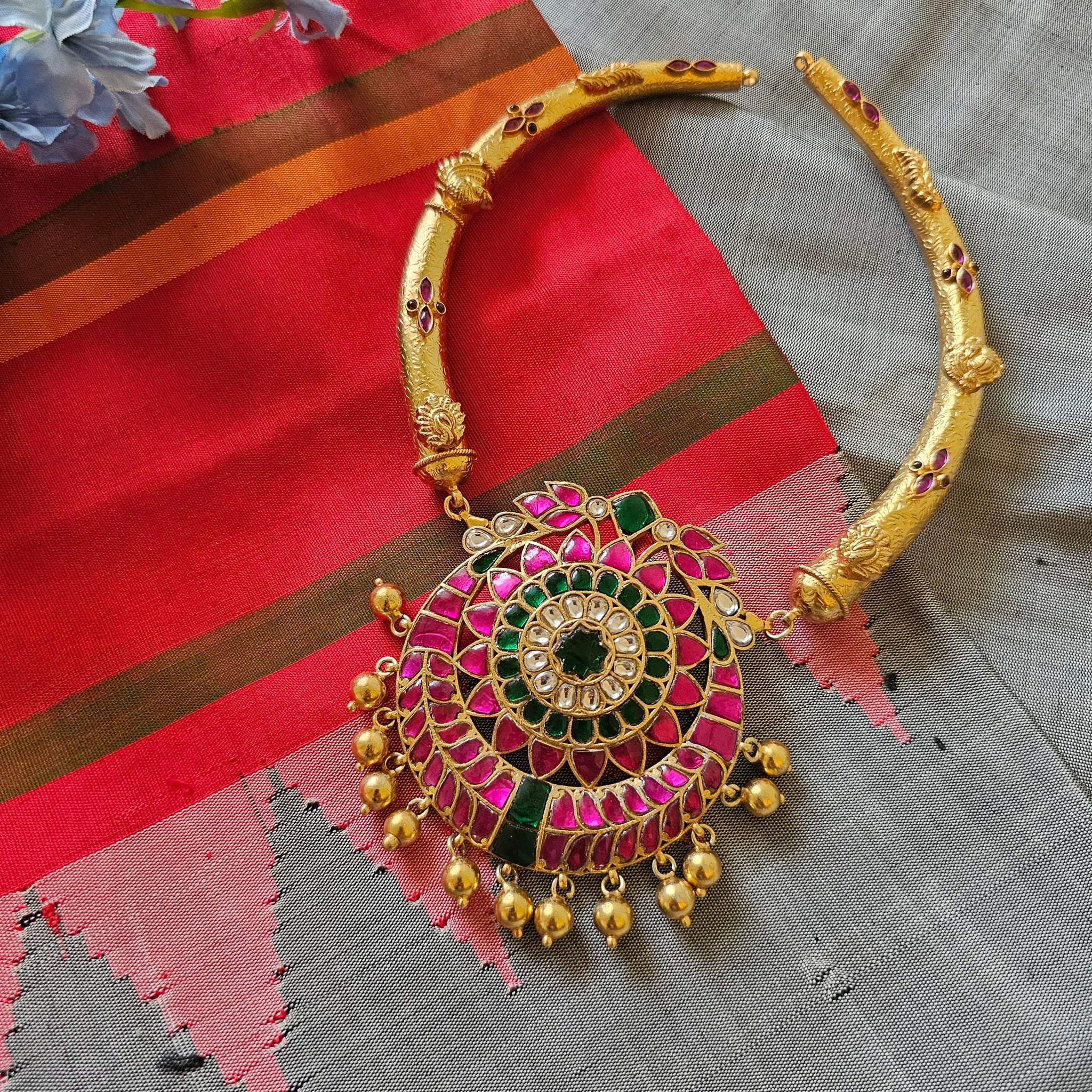 Silver 92.5 kundan choker with hasli