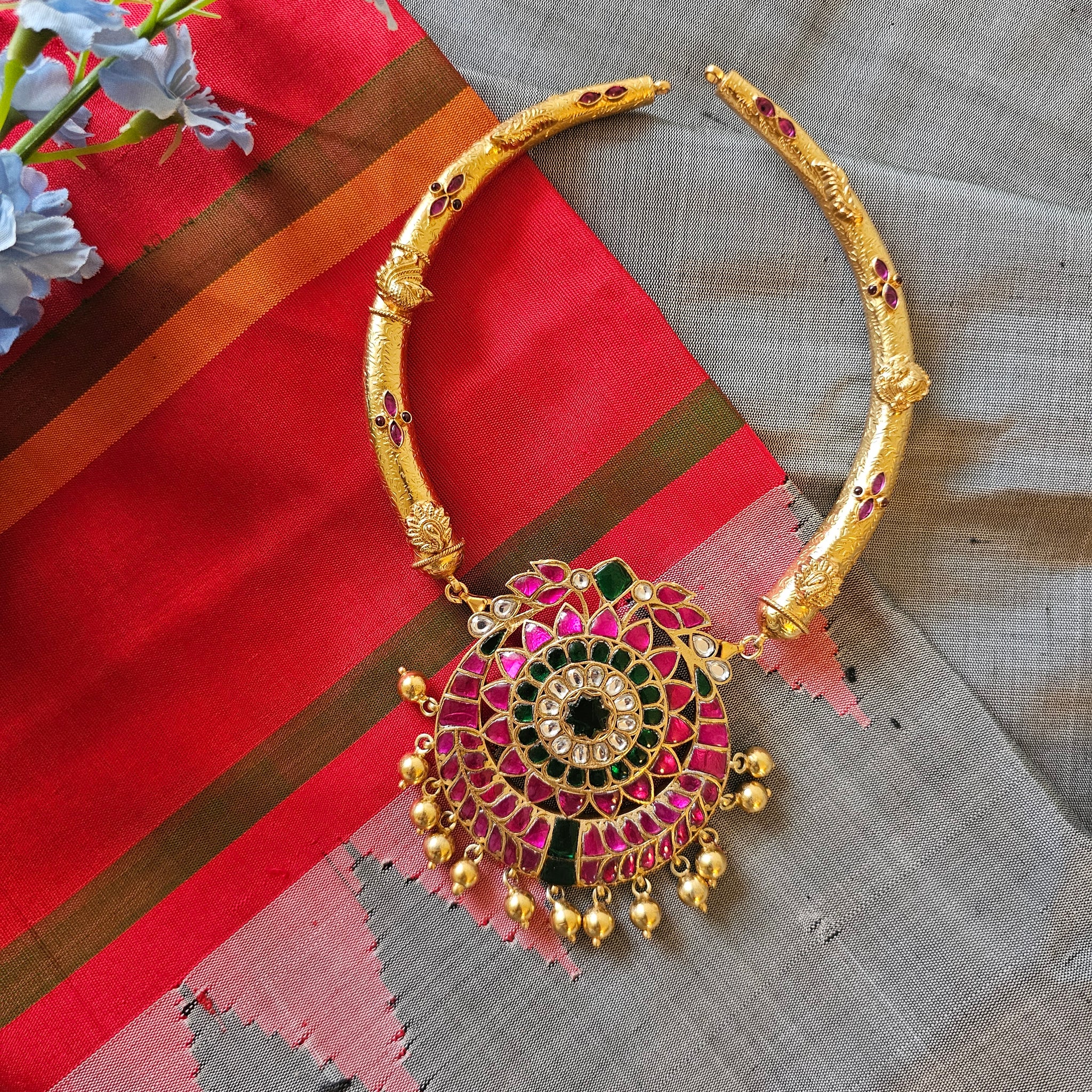 Silver 92.5 kundan choker with hasli