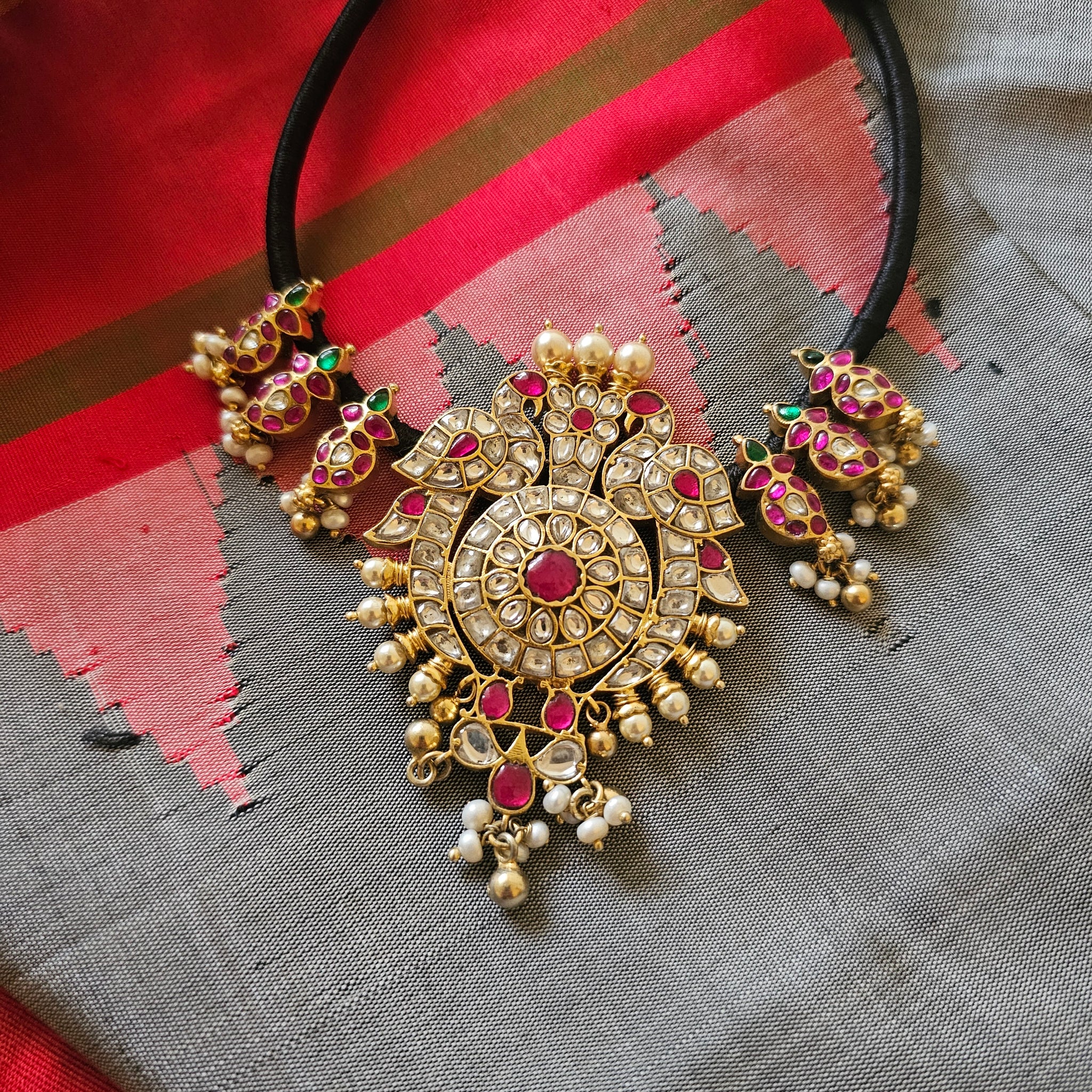 Silver 92.5 kundan pendant in gold finish