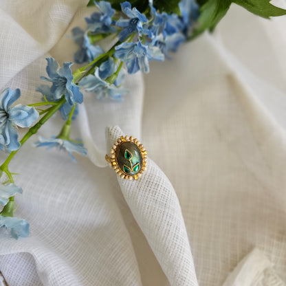 Silver 92.5 kundan gold polish labrodrite ring with pearl