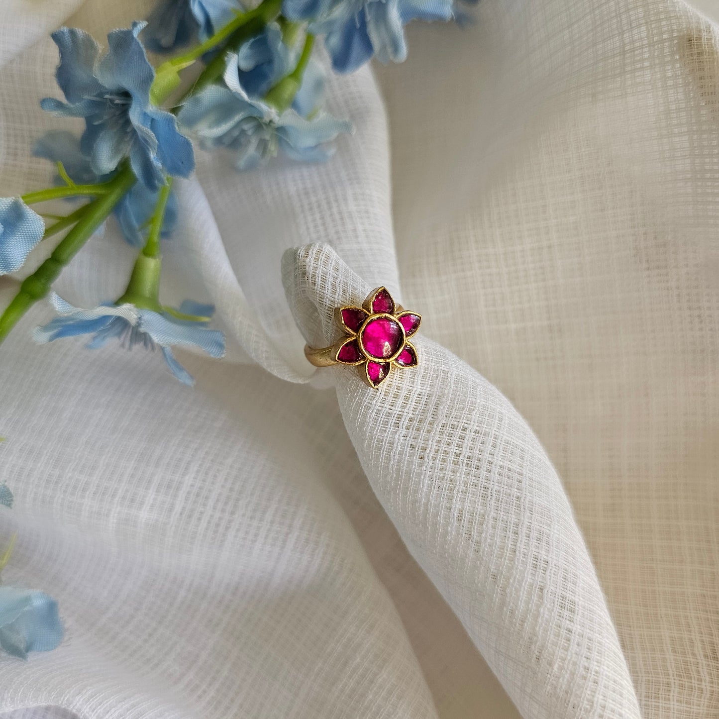 Silver 92.5 pink kundan gold polish ring