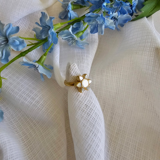 Silver 92.5 kundan gold polish mother of pearl star ring