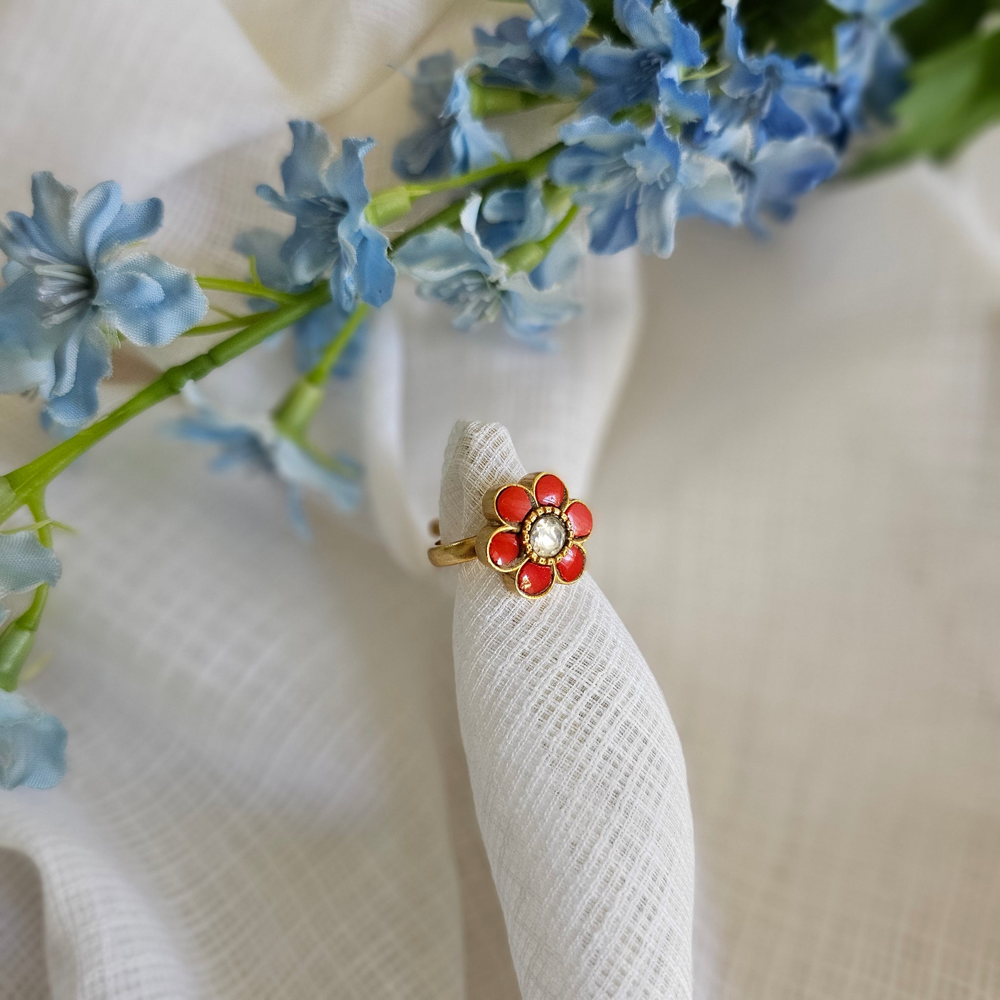 Silver 92.5 kundan gold polish coral and moissanite ring