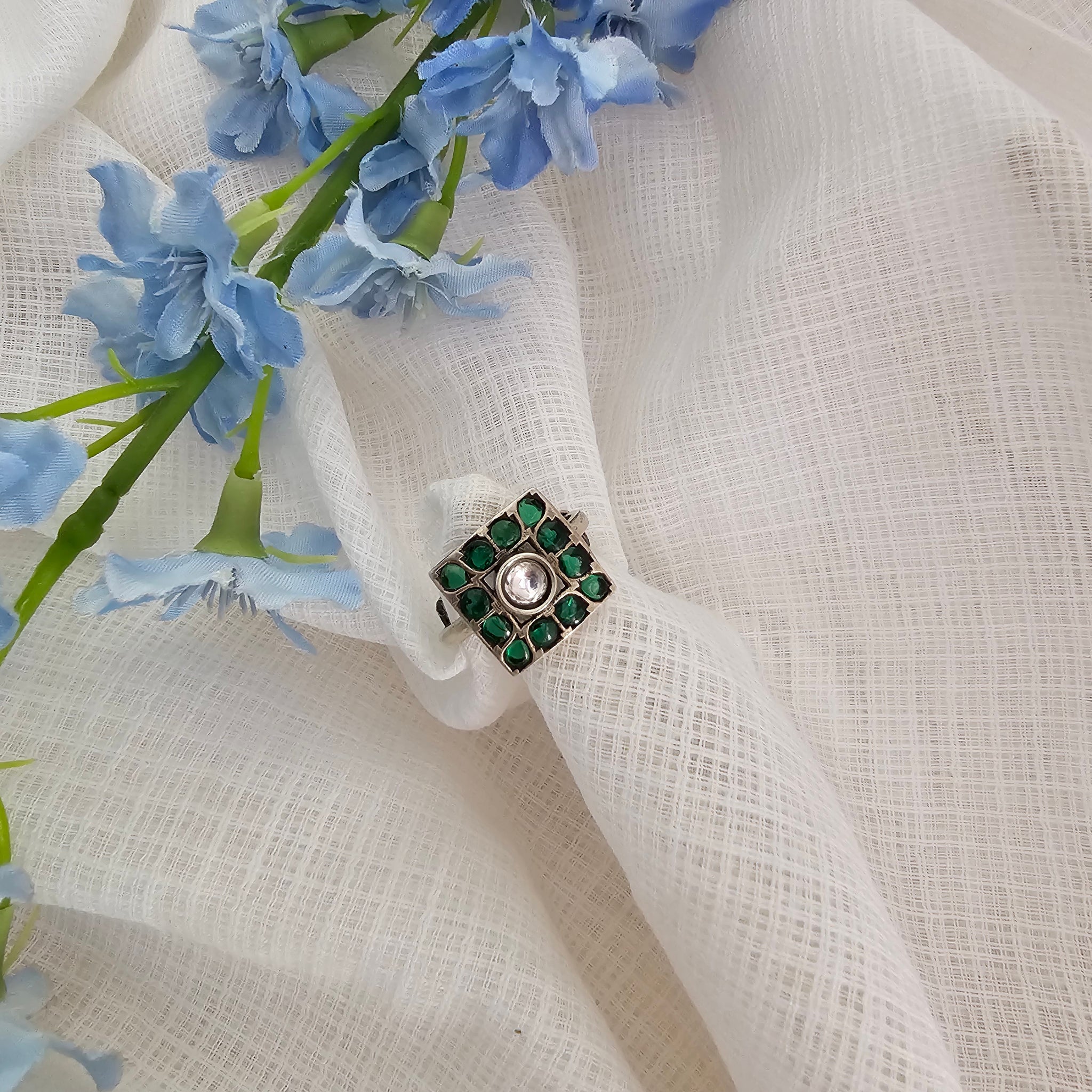 Silver 92.5 green kemp and moissanite ring