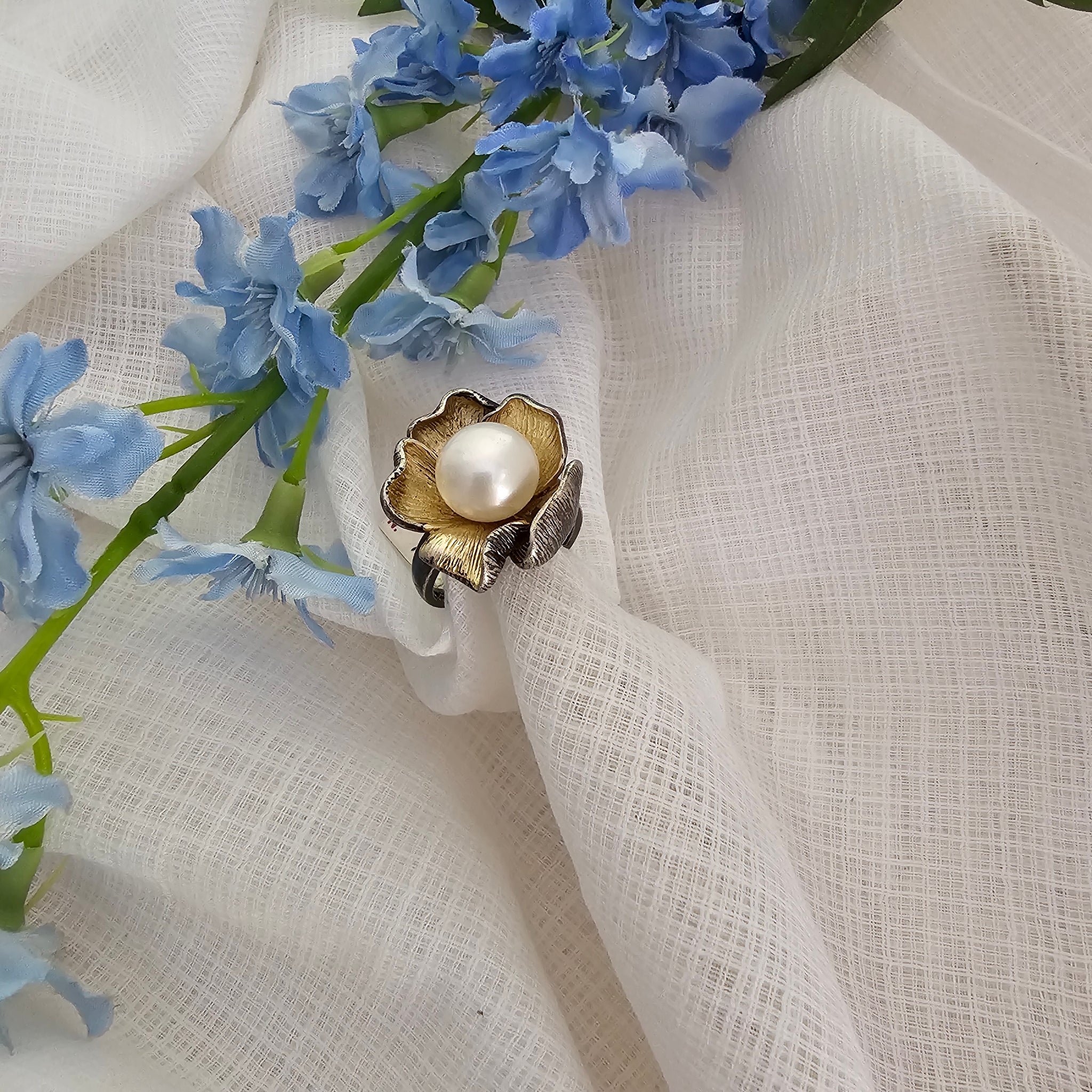 Silver 92.5 pearl detail ring