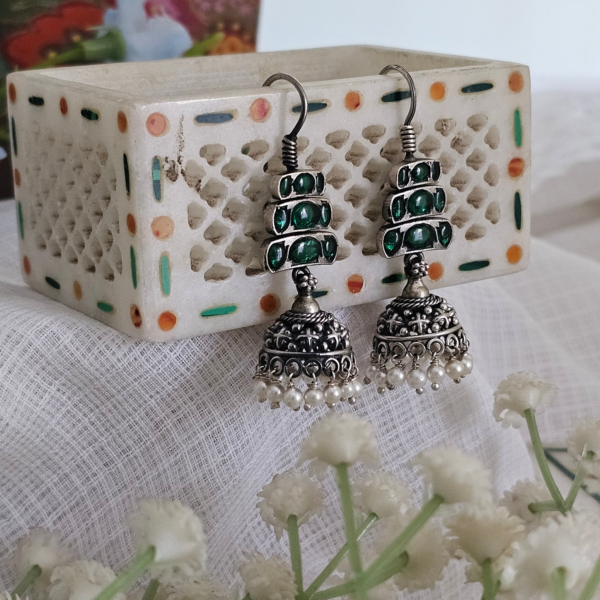 Silver 92.5 green kempu jhumkis