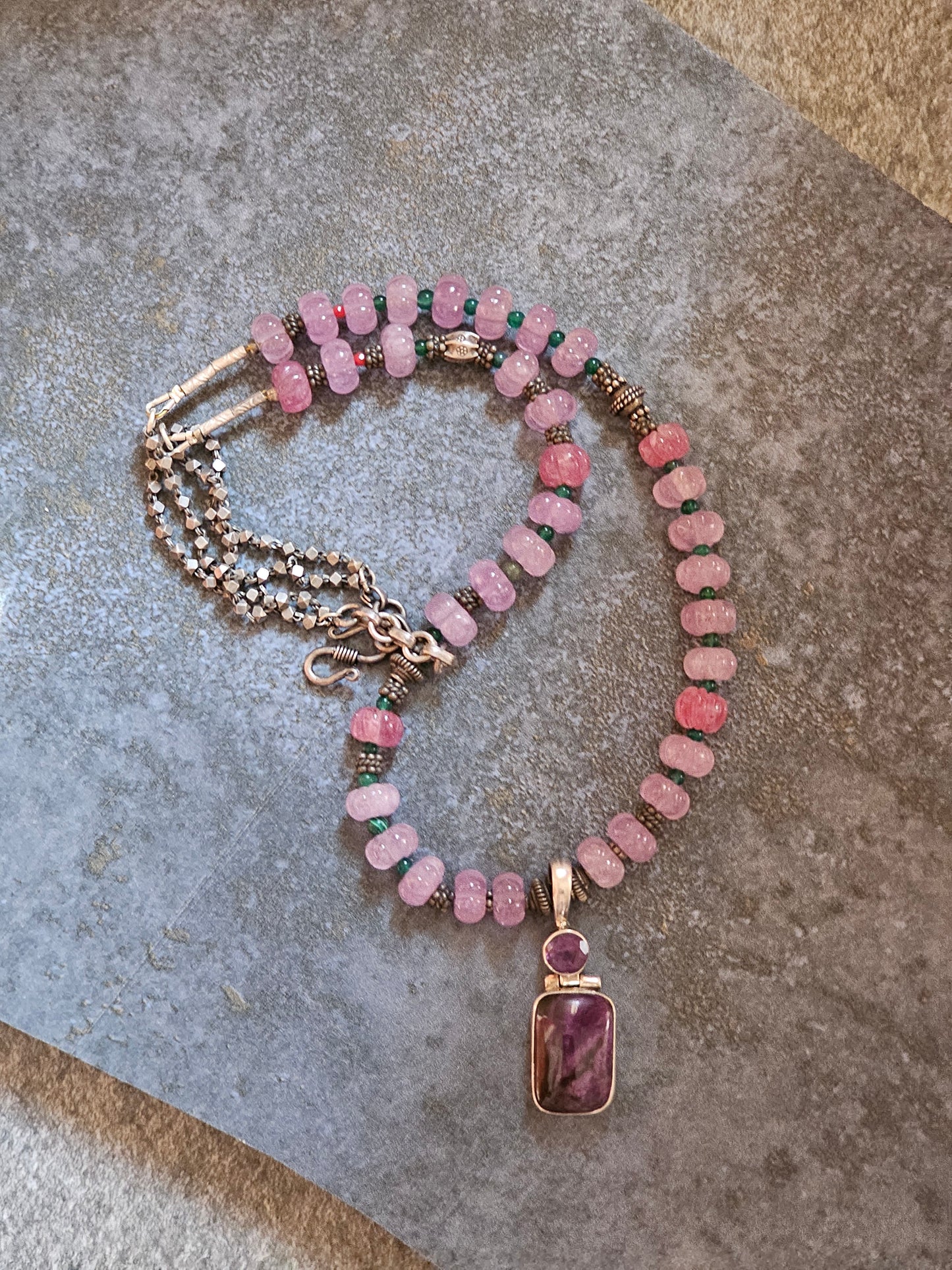 Jade string with purple Amethyst necklace