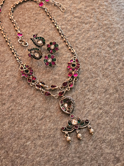 Kempu nakash-style necklace set