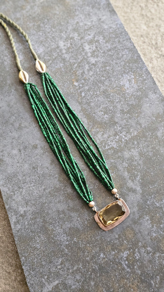 Malachite strings necklace with citrine pendant