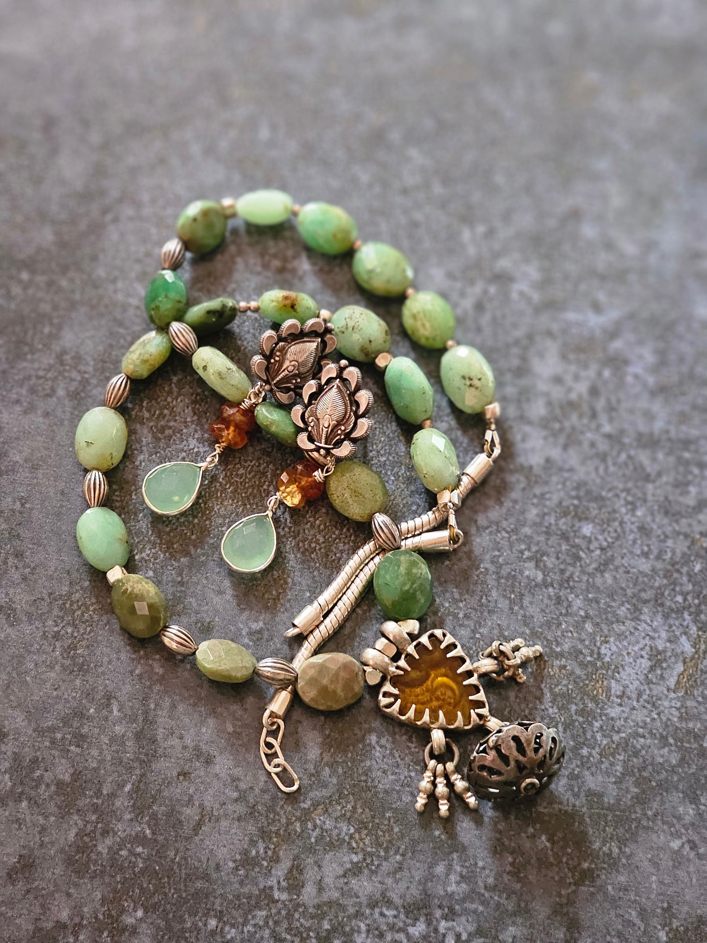 Chrysoprace gemstone necklace set