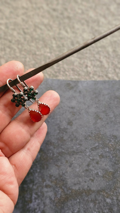 Rakta Pushpa – Kempu & Carnelian Earrings