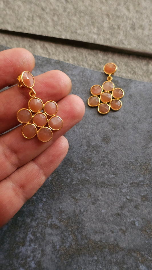 Blush Bloom – Rose Quartz Floral Earrings