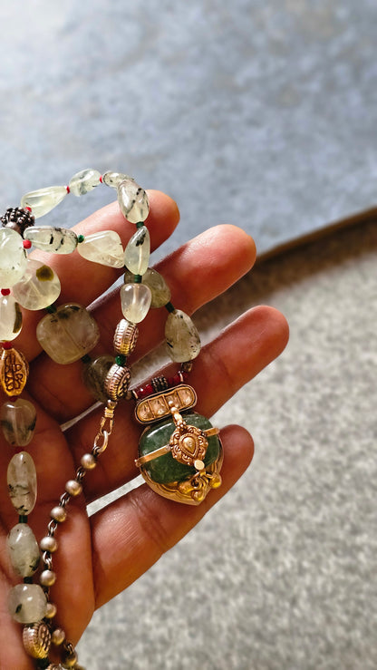 Prehnite gemstones emerald tumble pendant necklace