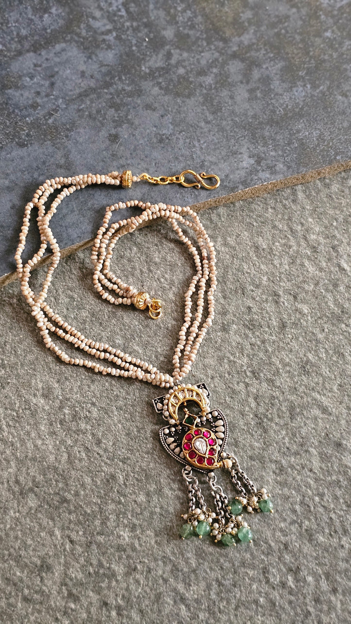 Antique Gold polish fresh water pearls kundan mango two tone pendant necklace