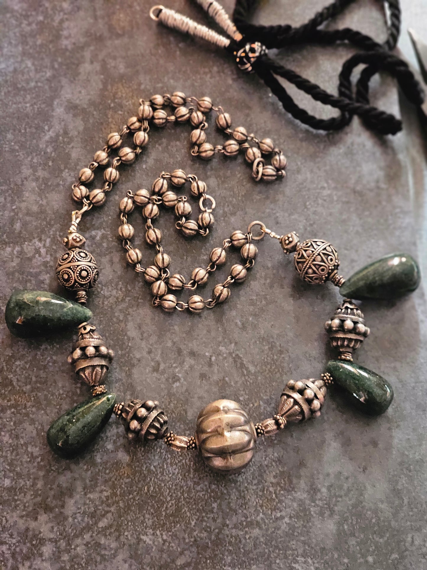 Emerald Muse – Aventurine & Silver Statement Necklace