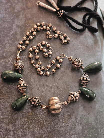 Emerald Muse – Aventurine & Silver Statement Necklace