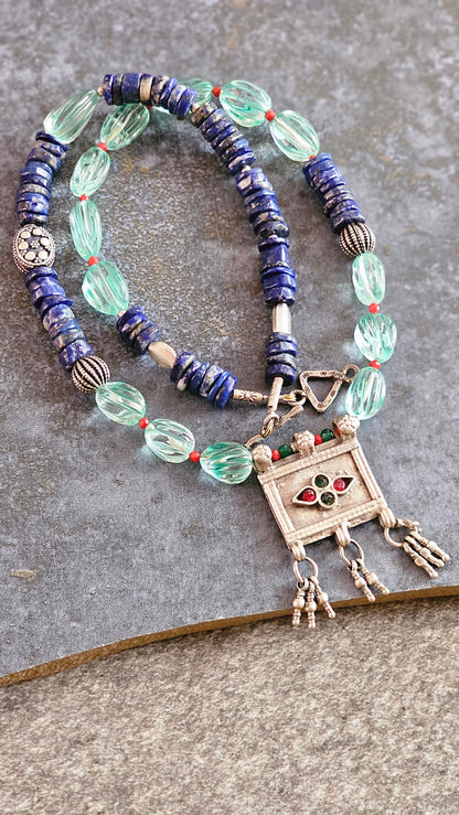 Aquamarine and lapis lazuli necklace with vintage elements