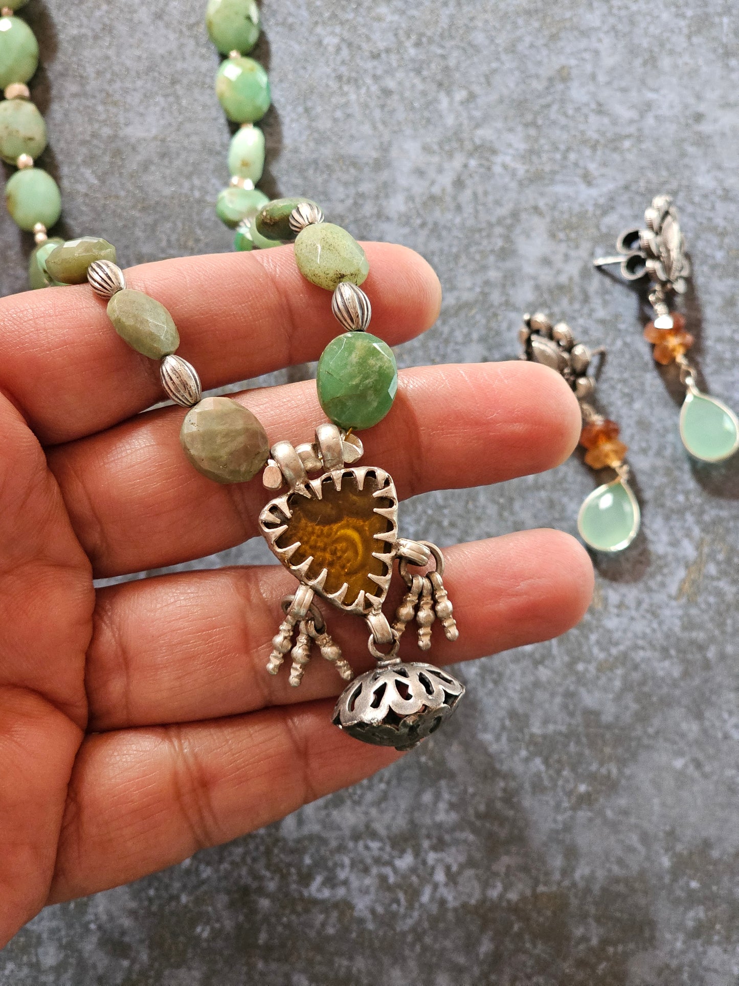 Chrysoprace gemstone necklace set