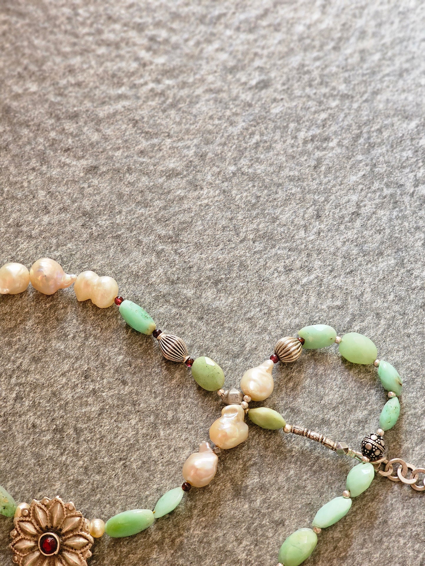 Fresh water Baroque pearls necklace