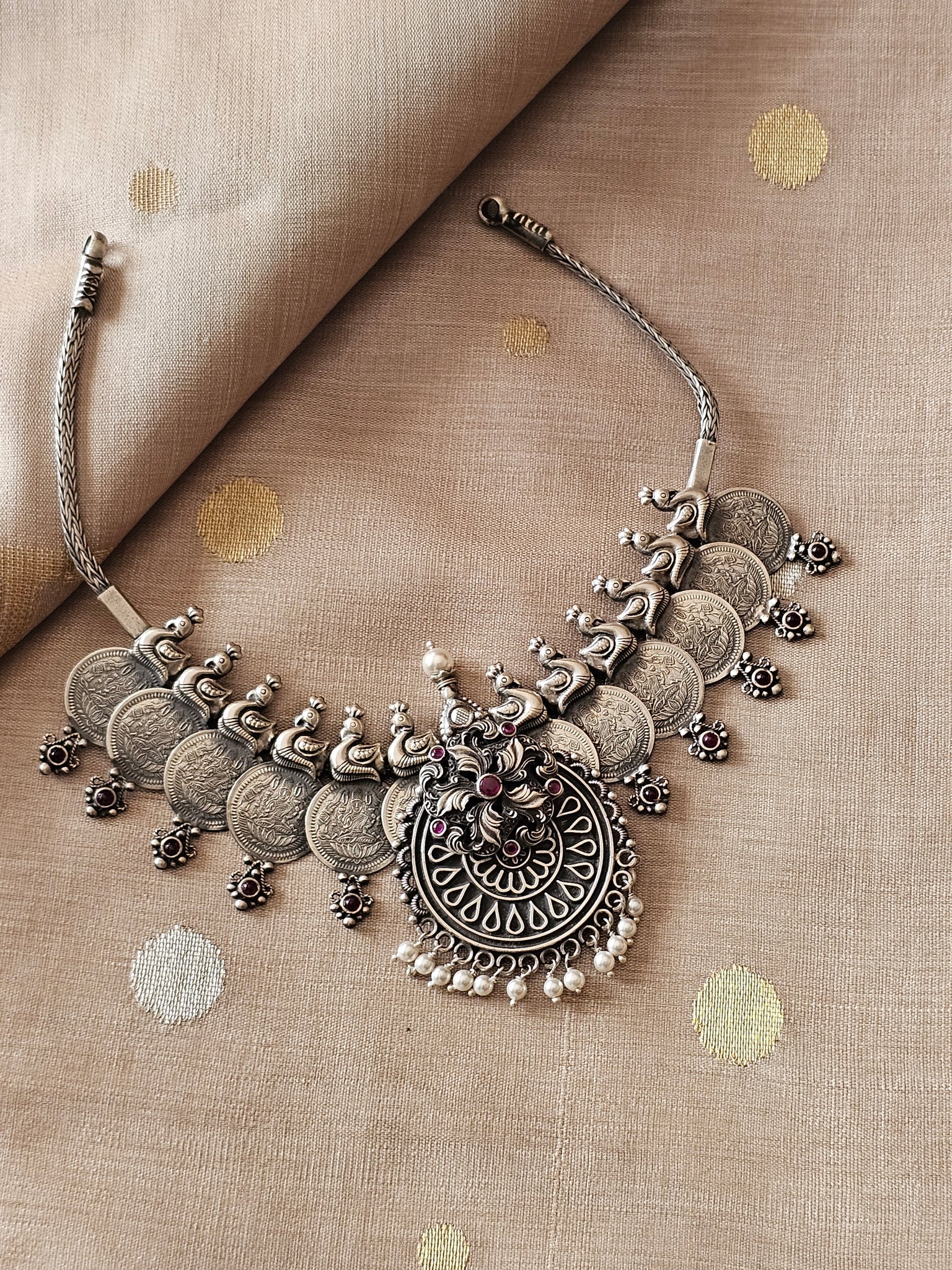 Lakshmi Kasulaperu with Kolhapuri Pendant in 92.5 Silver – Limited Edition