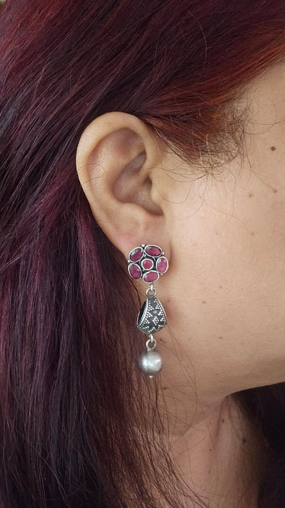 Gulnaar – Pink Garnet & Rawa Silver Danglers