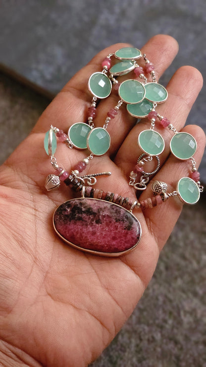 Rosé Meadow
Chalcedony, Pink Tourmaline & Rhodonite Necklace