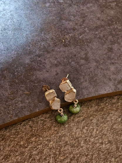 Moonstone and Chrysoprace earrings