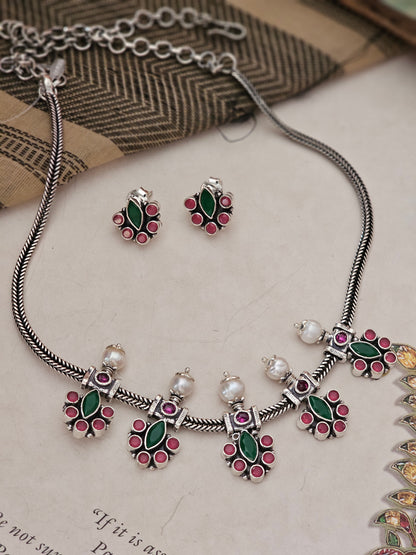 Shopvasuki | Handcrafted 92.5 Silver Jewelry Online | Red garnet and green onyx necklace set