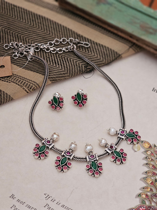 Shopvasuki | Handcrafted 92.5 Silver Jewelry Online | Red garnet and green onyx necklace set