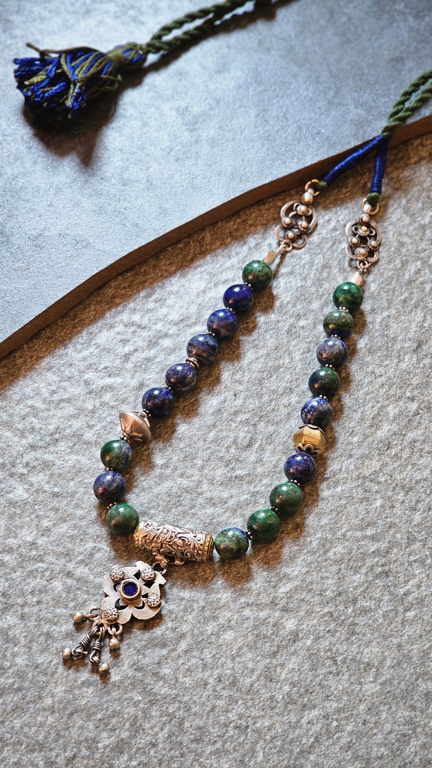 Azurite Malachite gemstone necklace dumroo pendant