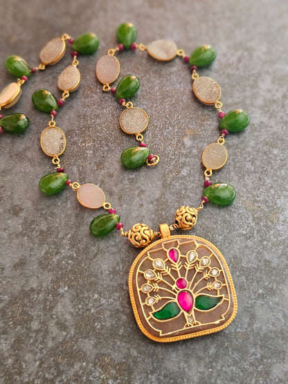 Gold polish kundan inlay pendant druzzy stone necklace