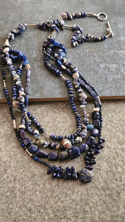 NEELRAAG | Sodalite, Lapis Lazuli & Silver Necklace