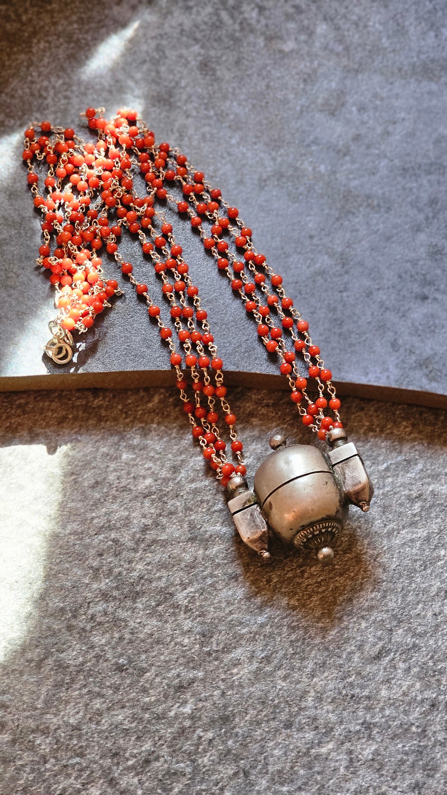 Heirloom Karadige Pendant – Ishta-Linga Holder in 92.5 Silver
