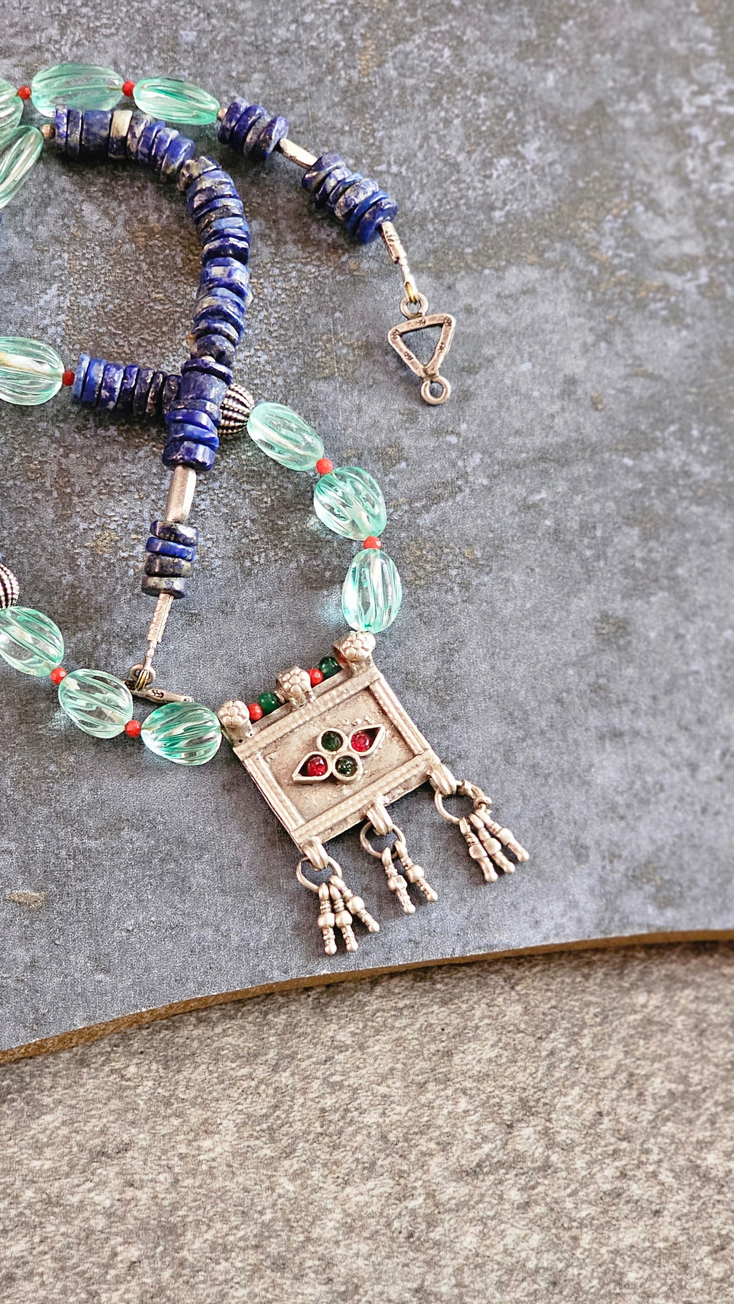 Aquamarine and lapis lazuli necklace with vintage elements