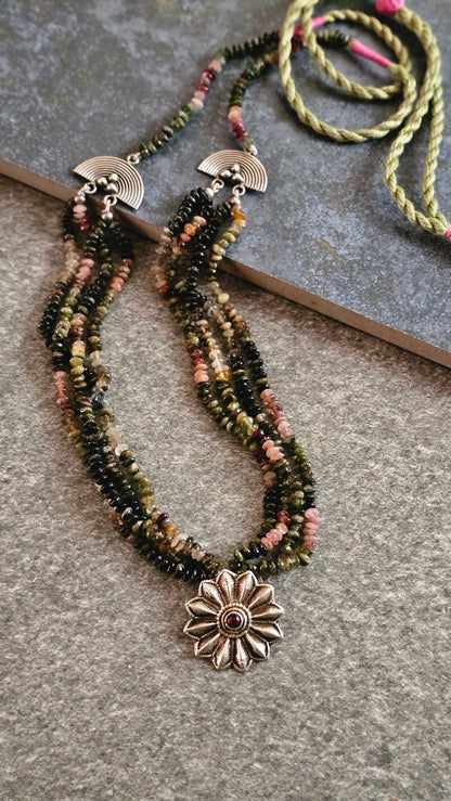 UNDERSTORY | SOUL STRUNG